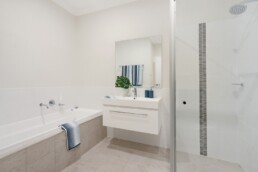 Valley Homes duplex Wadalba builder