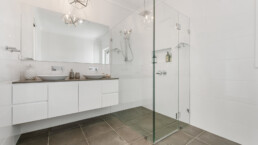 Valley Homes Acreage design builder Hunter Valley bathroom