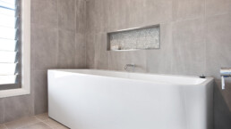 Valley Homes Newcastle Port Stephens Acreage builder bathroom