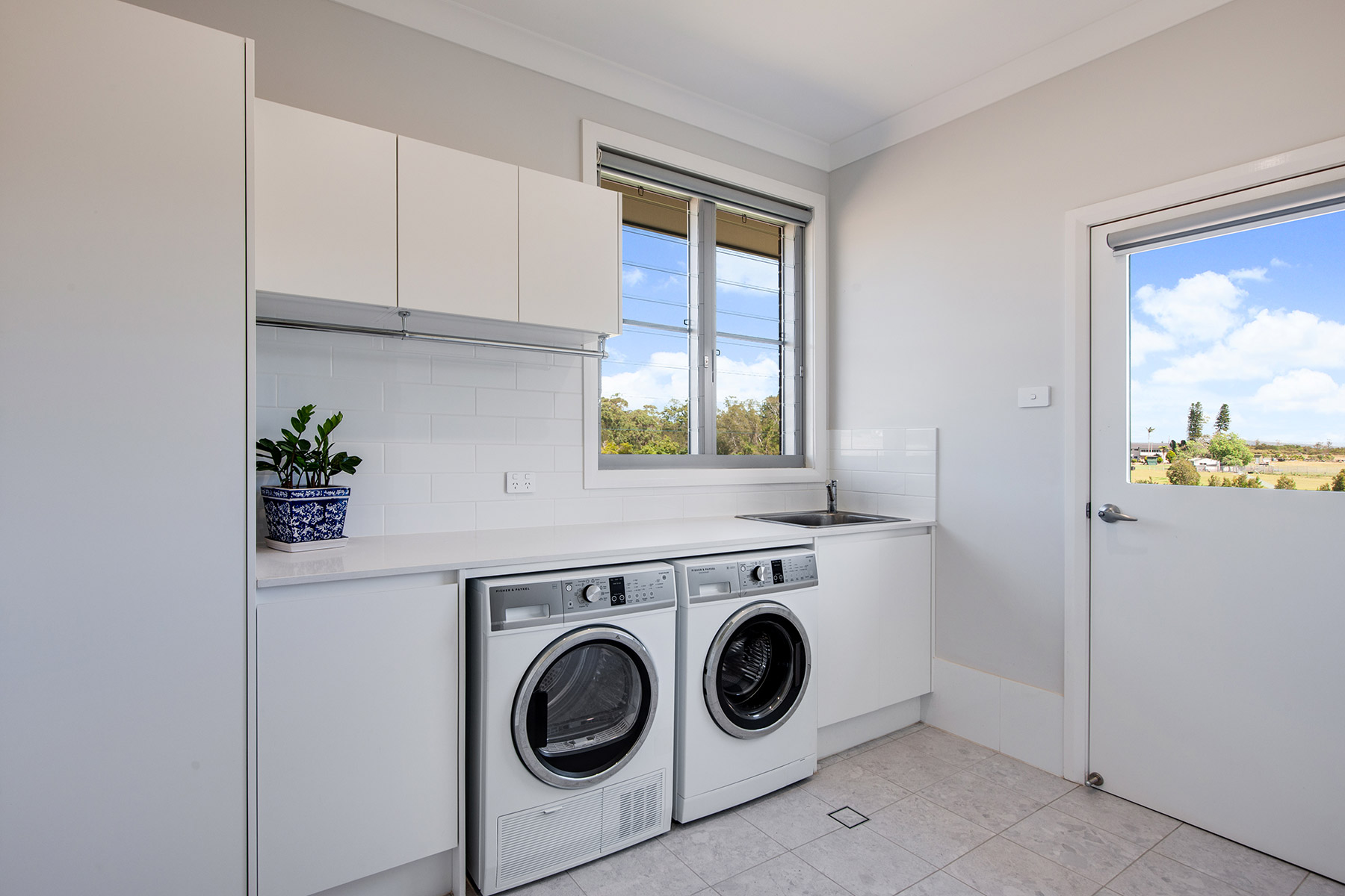 Valley Homes Newcastle Acreage builder laundry