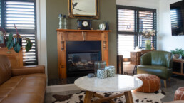 cosy lounge area with focus on fireplace