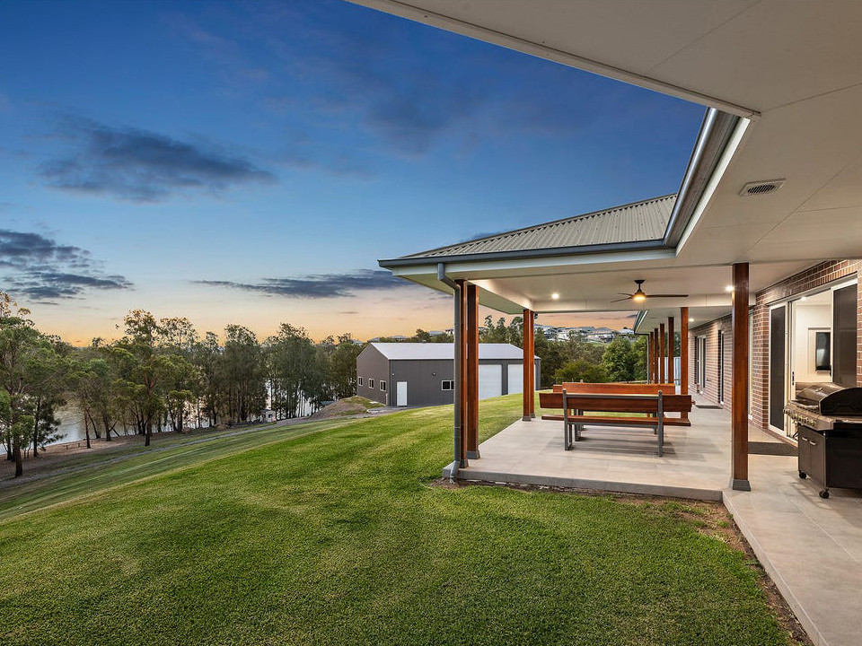 Residential home Bolwarra Maitland back