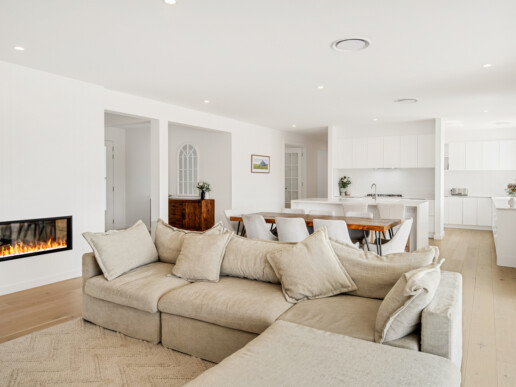 Valley Homes Acreage Louth park open plan living