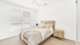 Valley Homes Acreage Louth park bedroom 2